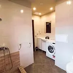 דירה Cozy 1br Mountain View For 4 Guests בנסקו